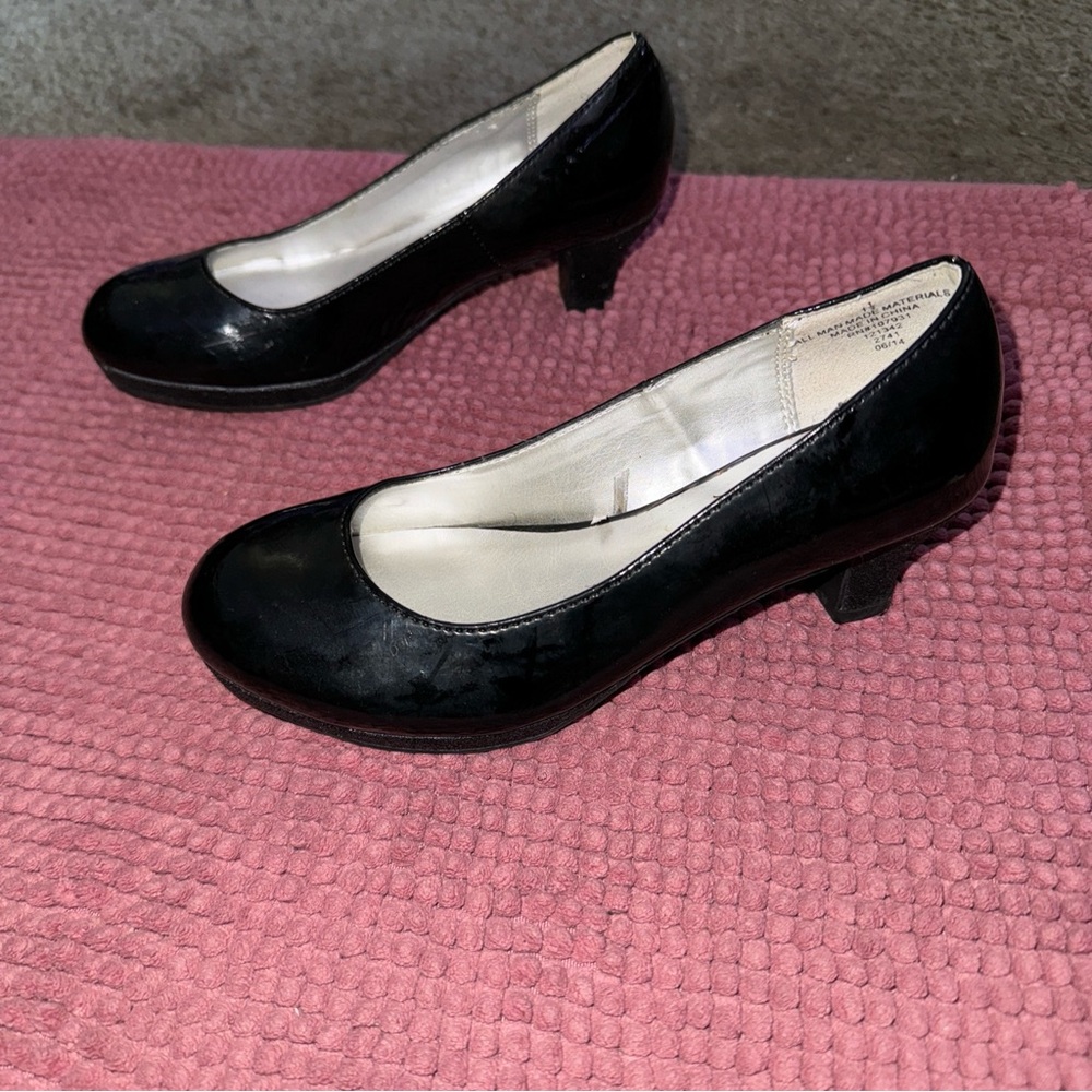 Justice Women Black Leather Heel Blocks